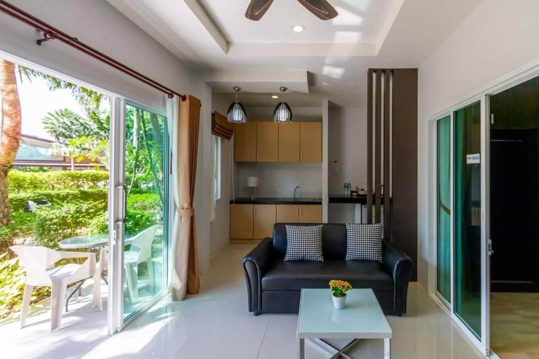 Phutara Lanta Resort - SHA Extra Plus Koh Lanta Bagian luar foto