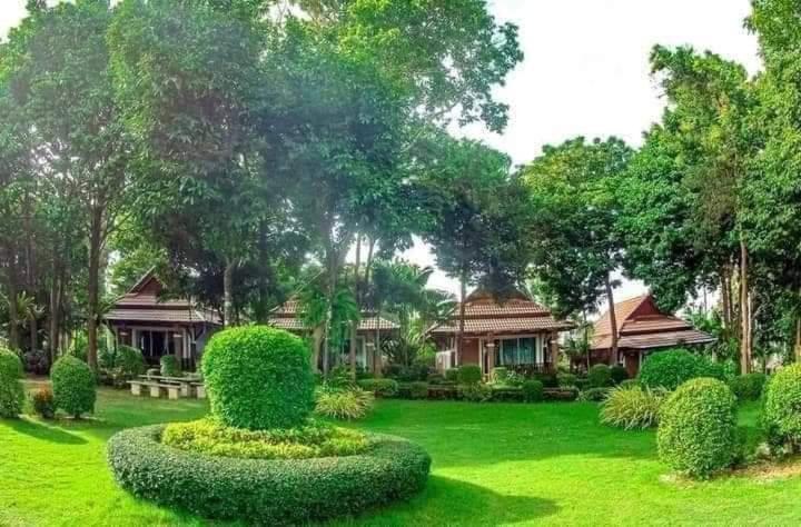 Phutara Lanta Resort - SHA Extra Plus Koh Lanta Bagian luar foto