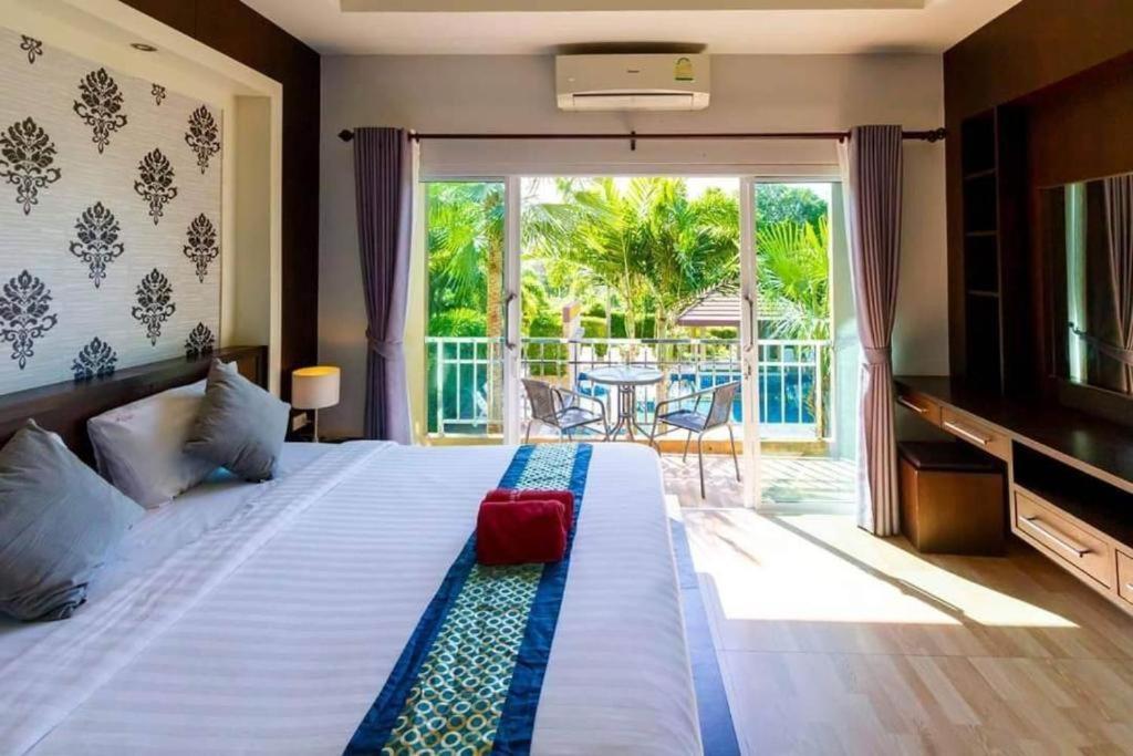 Phutara Lanta Resort - SHA Extra Plus Koh Lanta Bagian luar foto