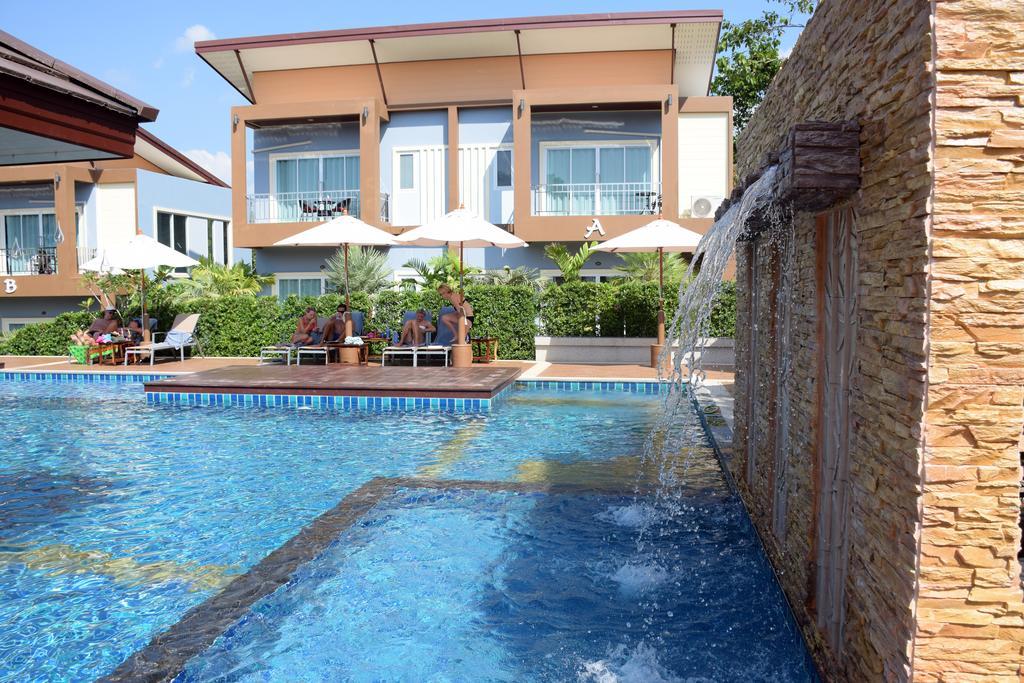 Phutara Lanta Resort - SHA Extra Plus Koh Lanta Bagian luar foto